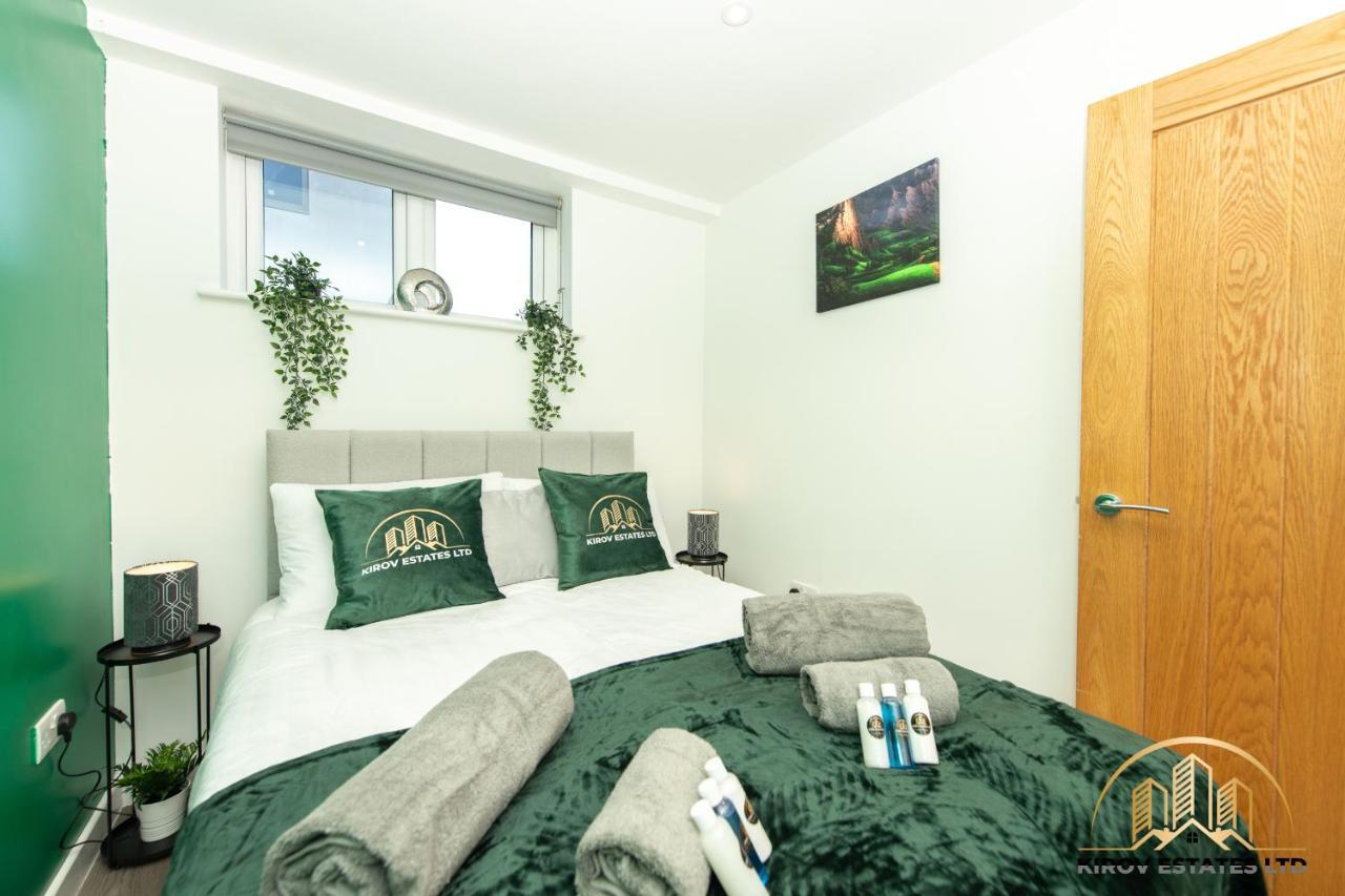 Artemis Apartment - The Hunting Watch Of Town Southampton Buitenkant foto